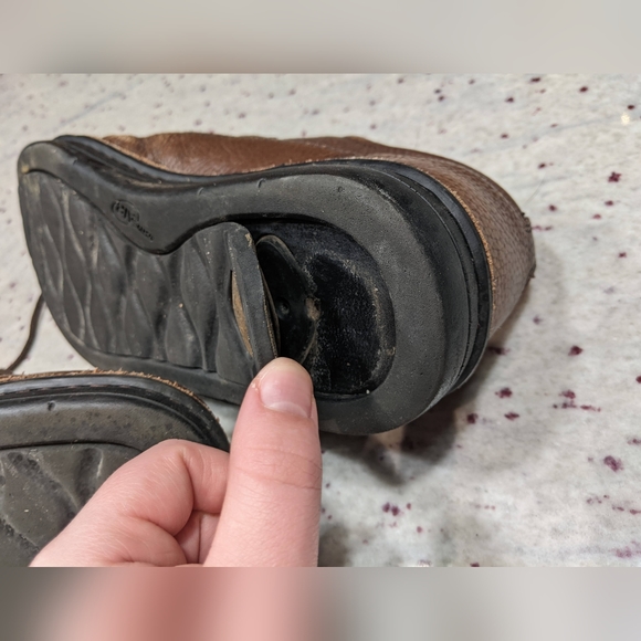 Clark Shoes - Picture 6 of 8